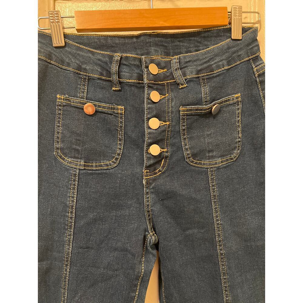 Women's Stretch Button Fly Fit Flare Bottom Blue Jeans Size Medium - Picture 4 of 9